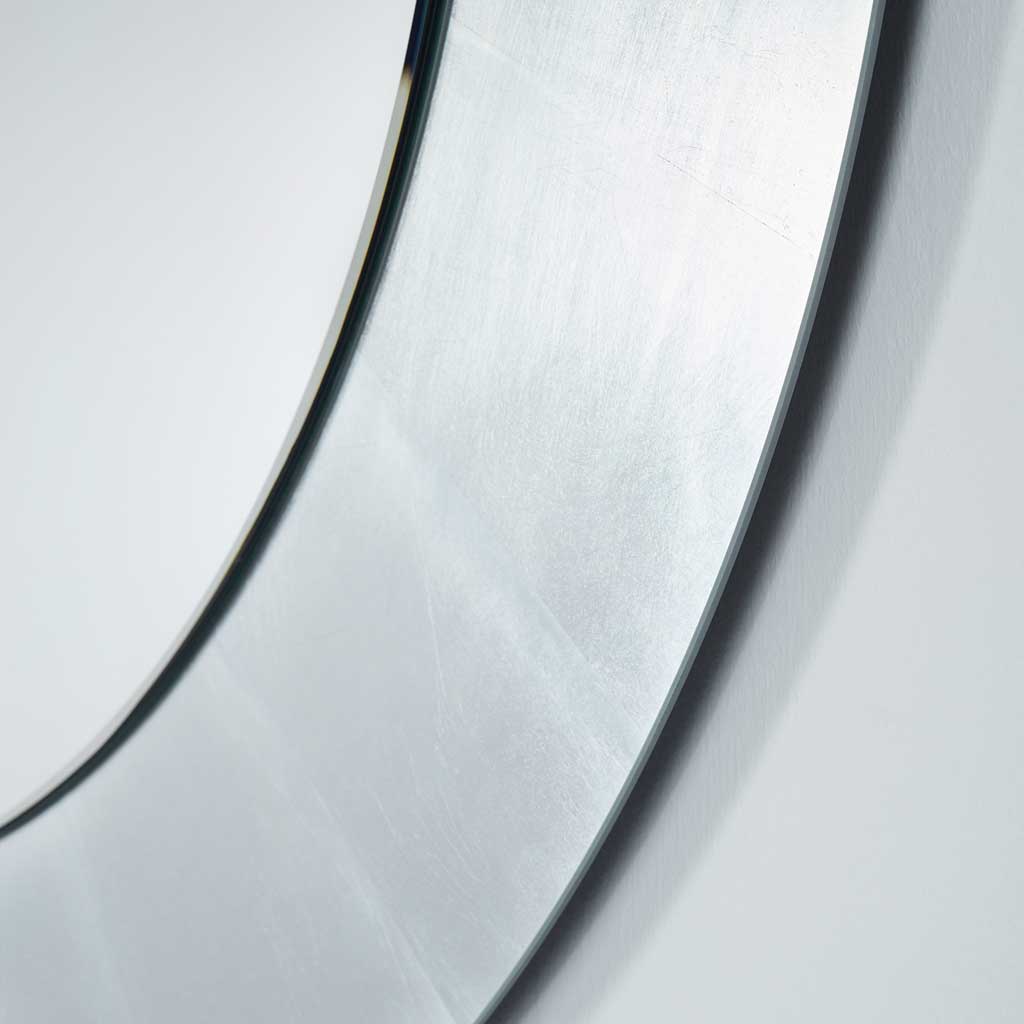 Reflect-Silver-Circle-Closeup-1
