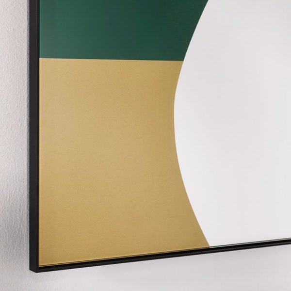 Art-Green-Mirror-Closeup
